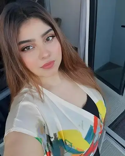Sulya Escort